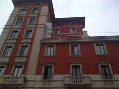 Appartamento in Affitto a Milano via Spartaco
