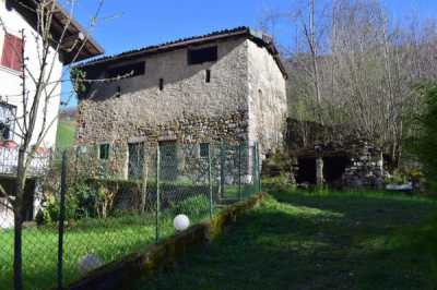 Rustico Casale in Vendita a Serina via Valle