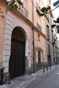 Appartamento in Affitto a Napoli via Generale Parisi