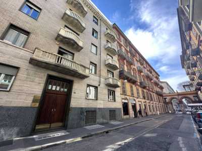 Appartamento in Vendita a Torino via Cernaia