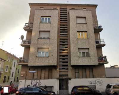 Appartamento in Vendita a Milano via Privata Angiolo Maffucci 71