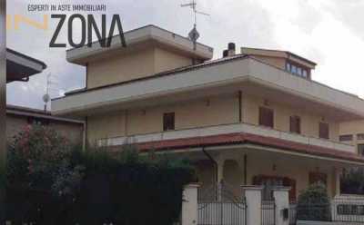 Villa in Vendita ad Alba Adriatica via Saffi