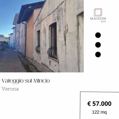 Appartamento in Vendita a Valeggio sul Mincio via Bastia 39 41