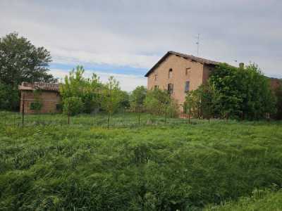 Rustico Casale in Vendita a Modena via D