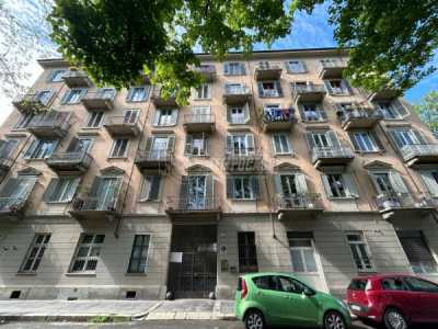 Appartamento in Vendita a Torino via Carlo Michele Buscalioni 2