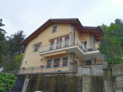 Villa in Vendita a Gassino Torinese Strada San Tommaso 31