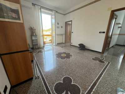 Appartamento in Vendita a Genova via Domenico Oliva