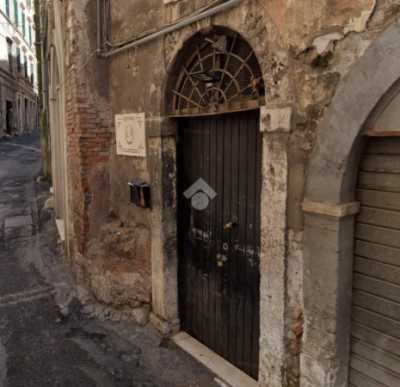 Box Garage in Affitto a Tivoli via San Valerio 45