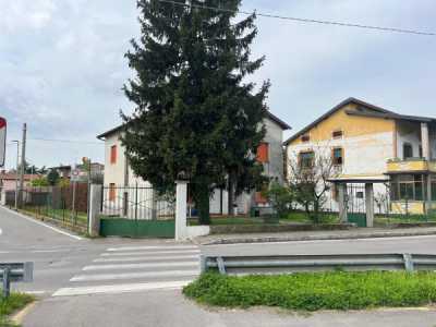 Villa in Vendita a Boltiere via Don Giuseppe Carminati