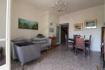 Appartamento in Vendita a Carate Brianza via Enrico Toti