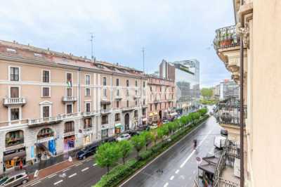 Appartamento in Vendita a Milano Viale Monza 9
