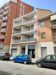 Appartamento in Vendita a Torino Corso Lombardia 183