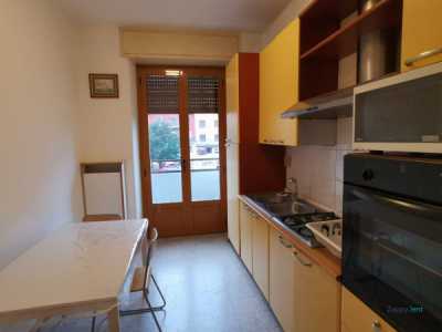 Appartamento in Affitto a Milano Viale Lucania
