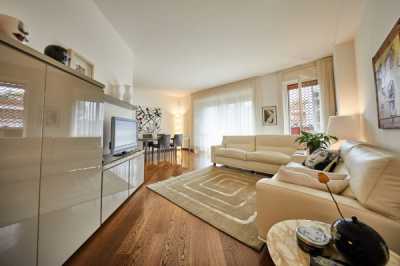 Appartamento in Vendita a Milano via Emilio Morosini 32