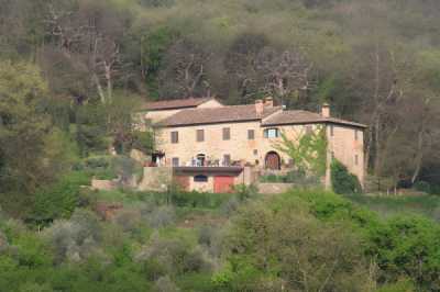 Villa in Vendita a Figline e Incisa Valdarno