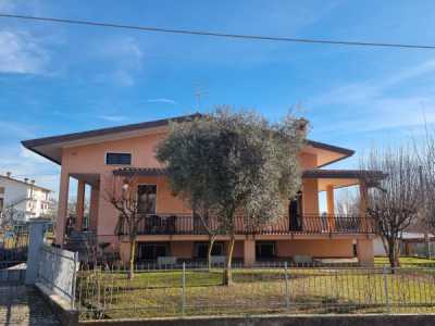 Villa in Vendita a Farra di Soligo via Cavre 1