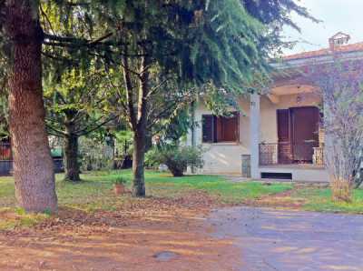 Villa in Vendita a Cassano D
