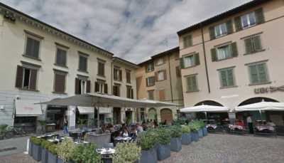 Appartamento in Affitto a Bergamo Piazza Pontida