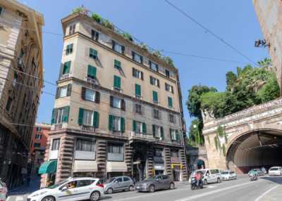 Appartamento in Affitto a Genova Piazza del Portello