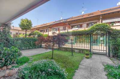 Villa a Schiera in Vendita a Legnano via Santa Teresa del Bambin Gesu Frati