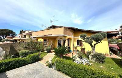 Villa in Vendita ad Ardea via Novara 39