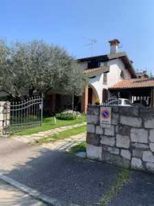 Villa in Vendita a Bagnaria Arsa via le Mura