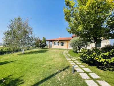 Villa in Vendita a Lavagno via Donzellino