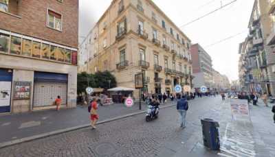 Appartamento in Affitto a Napoli via Stendhal