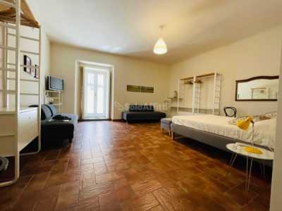 Appartamento in Affitto a Napoli via Salvator Rosa 321