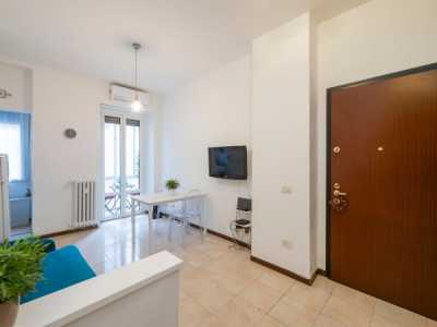 Appartamento in Vendita a Milano Viale Carlo Troya 8