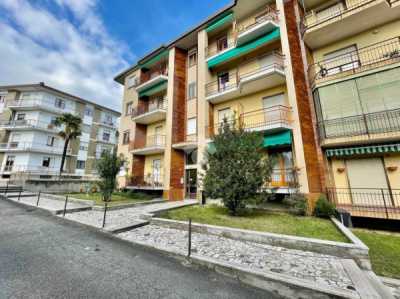 Appartamento in Vendita a Castellamonte via Carlo Botta 61