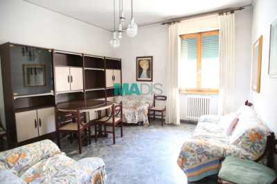 Appartamento in Vendita a Prato via Delfini