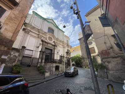 Appartamento in Vendita a Napoli Vico Politi 14