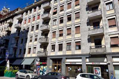 Appartamento in Vendita a Milano via Napo Torriani 10