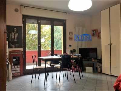 Appartamento in Vendita a Milano via Giovanni Terruggia 17