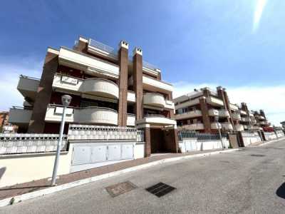 Appartamento in Vendita a Marino via Fratelli Cervi 35