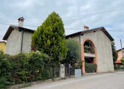 Edificio Stabile Palazzo in Vendita a Bressanvido via Caffo 82