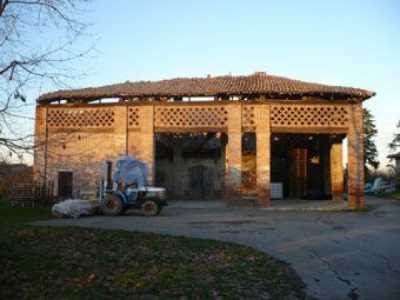 Rustico Casale in Vendita a Castelvetro di Modena via Sinistra Guerro 49
