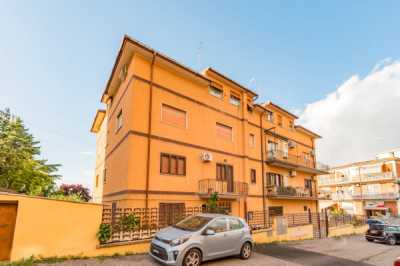 Appartamento in Vendita a Roma via Casale Benzone 4