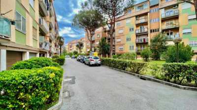 Appartamento in Vendita a Roma via Capo Palinuro