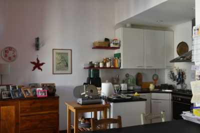 Appartamento in Affitto a Genova via Zara