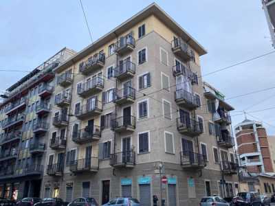 Appartamento in Vendita a Torino via Antonio Cecchi 60