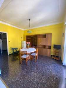 Appartamento in Vendita a Genova via Antonio Sant