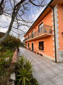 Villa in Vendita a Pietrelcina via Nazionale