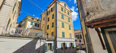 Palazzo Stabile in Vendita a Genova Piazza Giacomo Matteotti 37