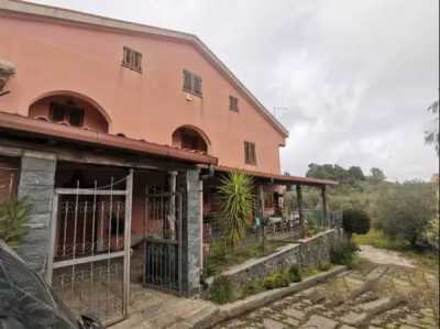 Villa in Vendita ad Enna Contrada Mazzone Snc