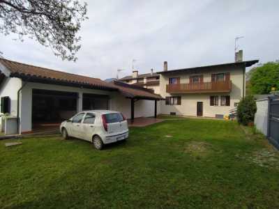 Villa in Vendita a Tolmezzo via Chiamue 7