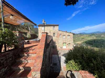 Rustico Casale in Vendita a Lucca via di Mastiano e Gugliano