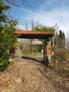 Villa in Vendita a Salsomaggiore Terme Strada Comunale Bargone 36