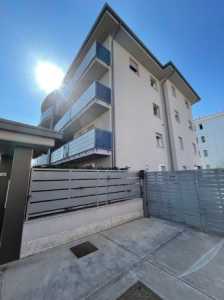 Appartamento in Vendita a San Giuliano Milanese via Giacinto Menotti Serrati 16